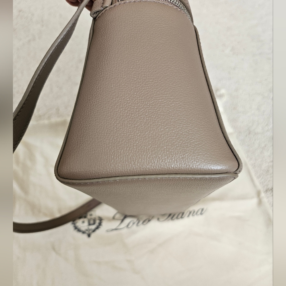 Loro Piana Extra Bag L27 Calfskin Warm Mastic/Antique Silver D0Q4 $4200 - Picture 7 of 13